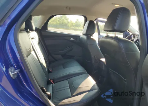 2014 Ford Focus Titanium из США, поврежденный, VIN 1FADP3N25EL263489